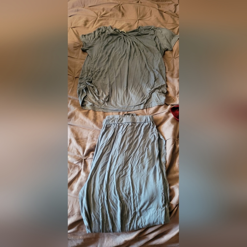 Ekouaer Nursing and Maternity Pajama Set